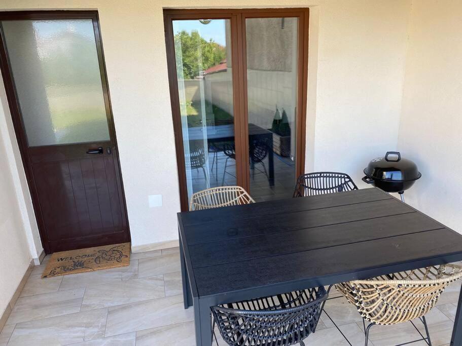 Apartment Mihael Pula Exterior photo